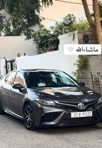كامري ٢٣Seلبيع ضرر سيار بي٣قطع صبخ بدون دواخل جاملخ خلفي تعديل بارد بي...