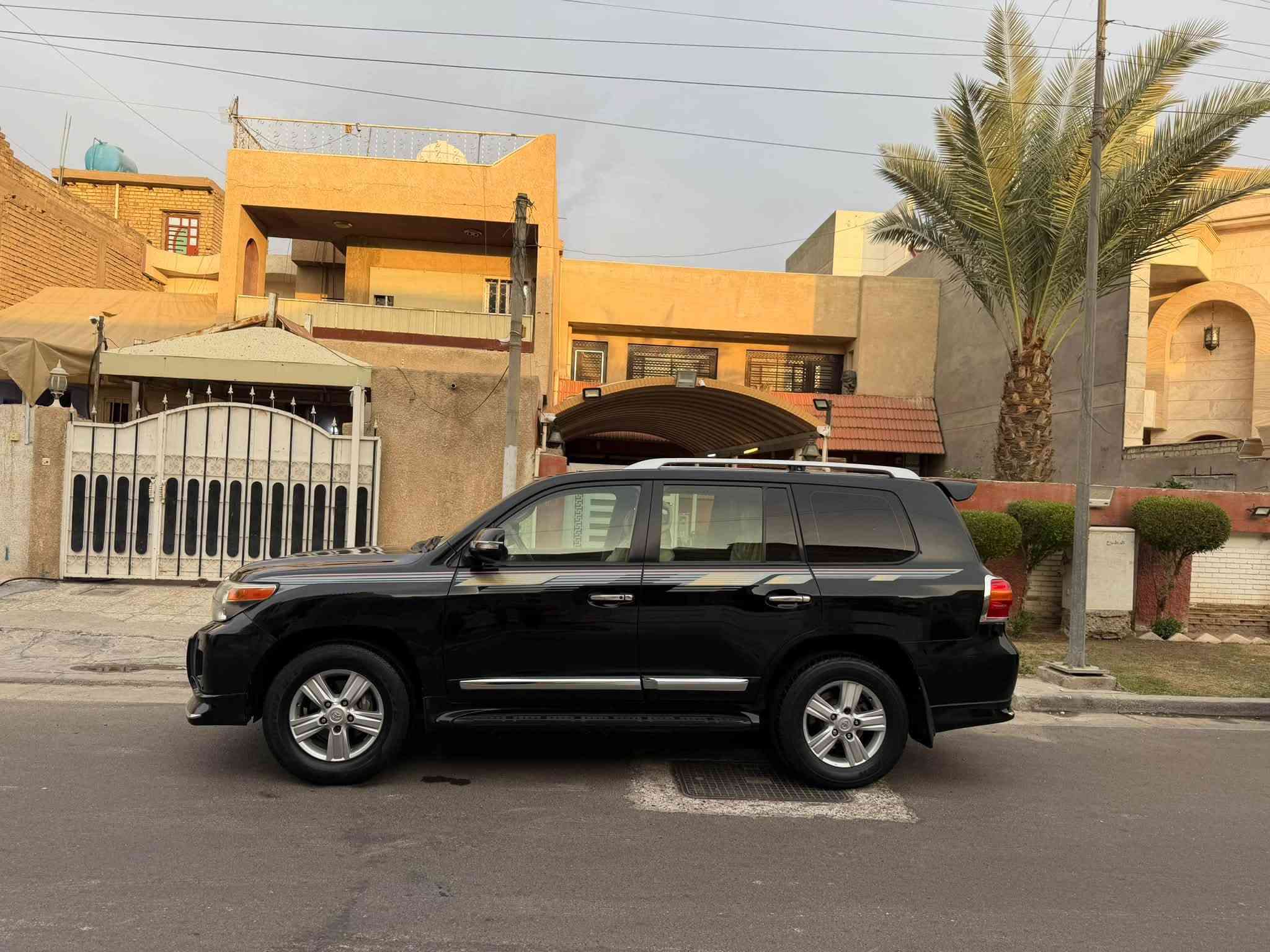 لاند كروز GXR • ٢٠١٢ • رقم بغداد