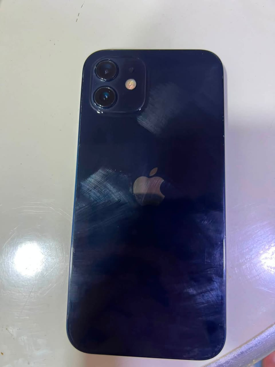 سلام عليكم جهاز نضيف نفس ما شوف بل صوره بي كسر بل شاشه وبطاريه ٧٥ جهاز كلشي ما بدل بي نضيف جهاز 12 عادي سعره 275وبي مجال ال شراي متواجد وتساب هاذ رقمي ***********
