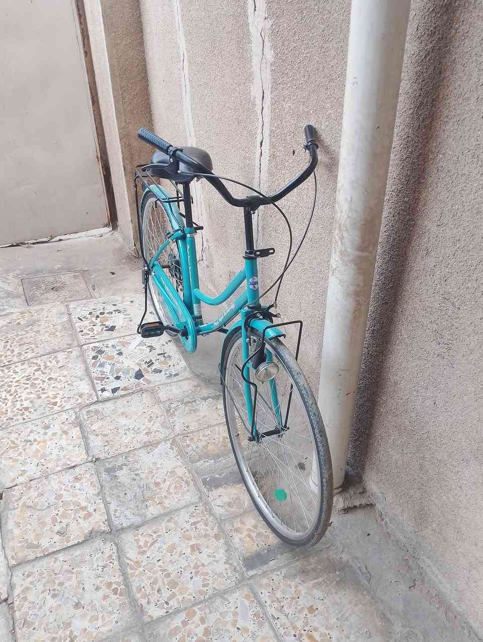 دراجة • للبيع