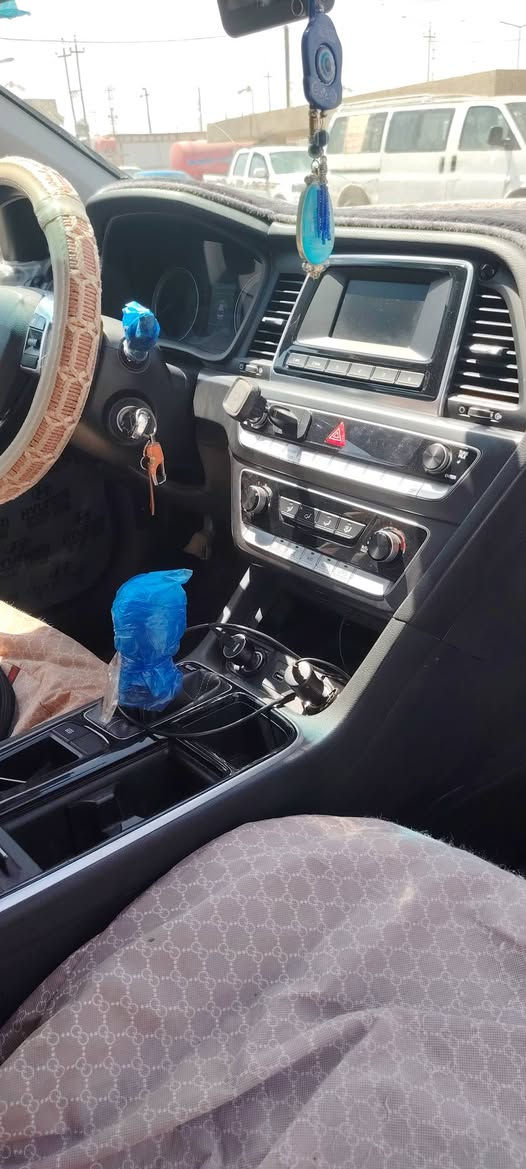 سلام عليكم سوناته ٢٣ غاز اصل اجره قادسيه بسمي جديده كلش وارد كوري بيها قبق الصندوك مبدل من كوريا مكفول شاصي وجاملغات مكينه وكير وحداديه مال الشركه ***********
