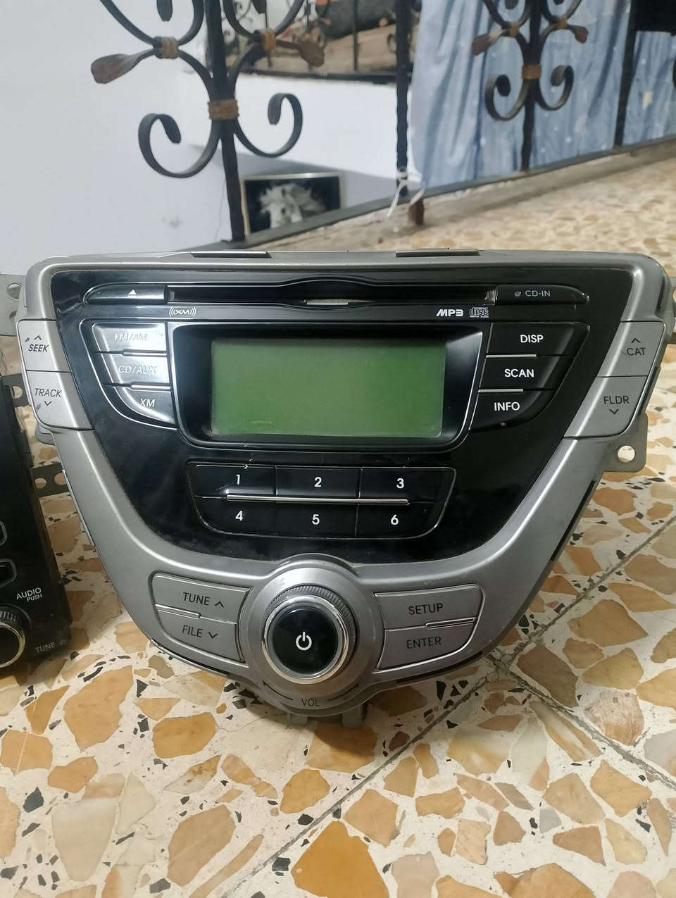 سلام عليكم مسجلات لبيع واحد مال نترا واحد مال سيرنتو واحد اوبتمه مكاني بغداد زعفرانيه***********
