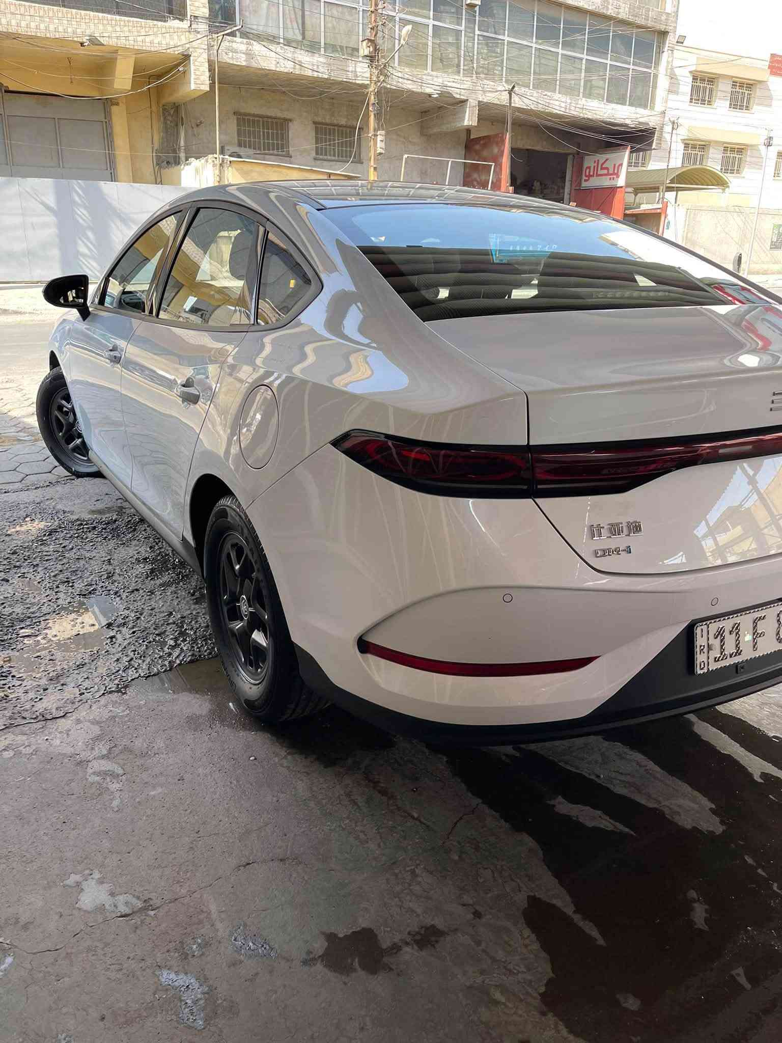 � للبيع BYD Qin Plus
مديل 2025

✅ كفالة عامة من الصبغ، التبديل، 
فقط بيه بي دي ار على كد شبر باقي مكفول
✅ الممشى: 19الف كم فقط.الكلي
✅ السيارة بحالة الوكالة، ولا تحتاج أي مصروف.
✅ جميع الأغراض الأصلية موجودة، مع الشاحن الأصلي وكامل ملحقاته.
✅ محدثة وبرمجه الشاشة.
بسمي هزة وسنوية جديدة تحويل مباشر
📍 الموقع: بغداد – الكرادة.

💰 السعر: مناسب جدًا وأقل من سعر السوق للمشتري الجاد.

للاستفسار أو المعاينة، راسلني على الخاص أو اتصل ***********
