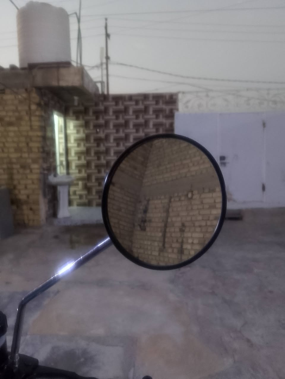 من رخصت مدير الكروب المحترم غراض لبيع غراض نضيفات كلش كلمن وسعره توصيل موجود لجميع المحافظات العراق رقم الهاتف ***********
