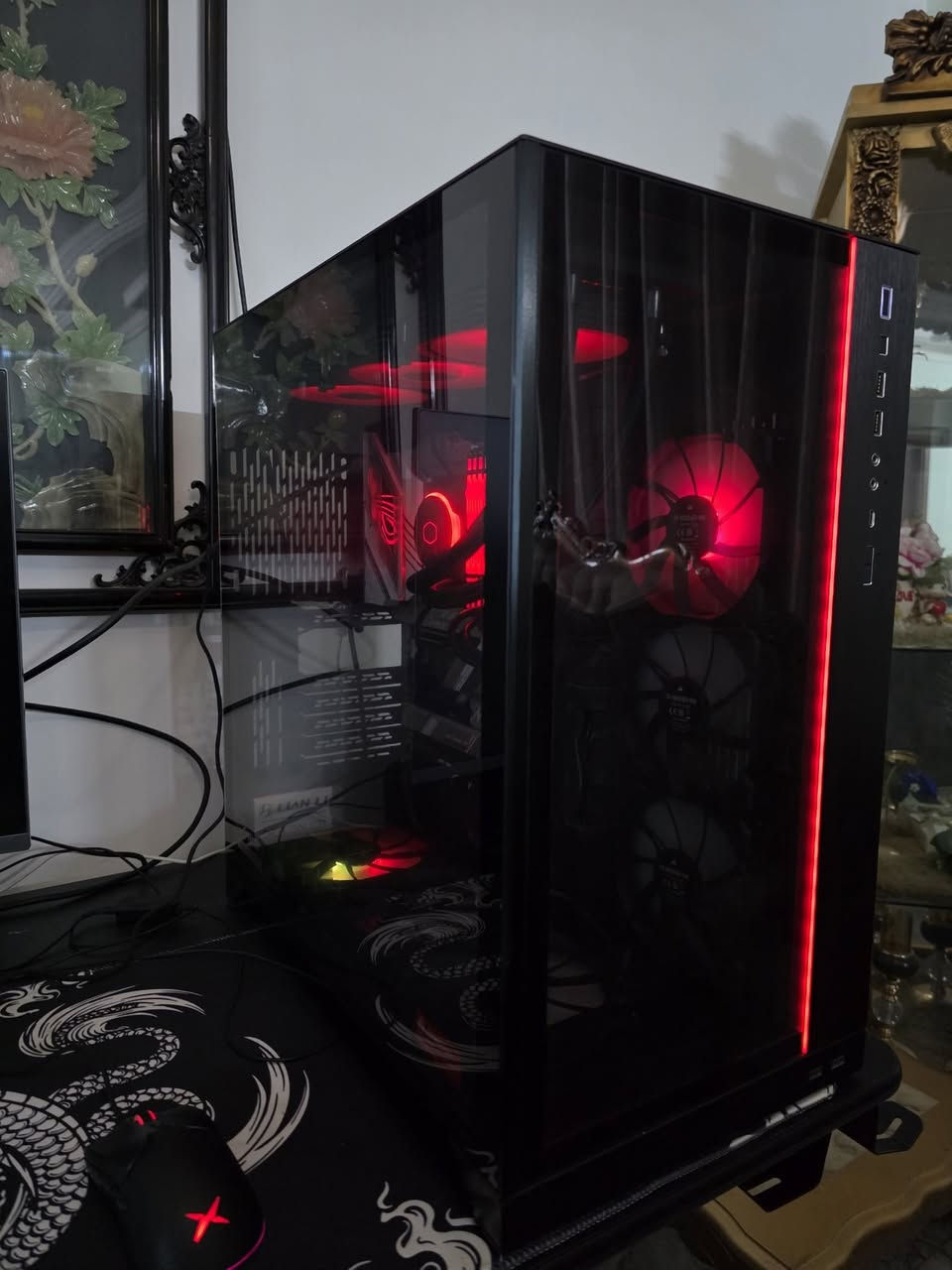 مواصفات الجهاز

CPU: Intel Core i9-13900K with Thermalright ILM Bending Correct Frame

CPU Cooler: Cooler Master MasterLiquid 360L Core ARGB

Motherboard: ASUS ROG STRIX Z790-A GAMING WIFI D4

RAM: 128GB (32x4) Kingston FURY Beast DDR4 RGB Memory

Integrated GPU: Intel UHD Graphics 770

Case: Lian Li O11 Dynamic XL Black

Case Fans: 6 x CORSAIR iCUE SP120 RGB ELITE Performance 120mm PWM

Storage:

Samsung 980 PRO 2TB NVMe SSD

WD Blue SN570 1TB NVMe SSD

Lexar SSD NM620 1TB NVMe SSD

Networking:

LAN: Intel Ethernet Controller I226-V (سرعة 2.5 جيجابت)

Wireless: Wi-Fi 6E with Bluetooth

Power: 

PSU Antec HCG 850 Watt Gold

الاضاءة مال فانات الكيس ما تشتغل ع الاغلب بسبب ربط الوايرات

ملاحظة: كل الكراتين موجودة

***********

0️⃣7️⃣7️⃣1️⃣5️⃣3️⃣7️⃣3️⃣5️⃣1️⃣8️⃣

نص مكتوب في الصور:
- HWMonitor File View Tools Help Sensor Value Min Max PERSONAL ASUSTeK COMPUTER INC. ROG STRIX Z790-A GAMING WIFI D4 Intel Core i9 13900K Samsung SSD 980 PRO 2TB (S69ENX0W214301N) WD Blue SN570 1TB (224744800624) Lexar SSD NM620 1TB (MKV753Q007569P101D) Intel(R) UHD Graphics 770 Intel(R) Ethernet Controller I226-V VMware Virtual Ethernet Adapter for VMnet1 VMware Virtual Ethernet Adapter for VMnet2 VMware Virtual Ethernet Adapter for VMnet8 VMware Virtual Ethernet Adapter for VMnet3 السوق المفتوح OpenSooq
- Task Manager Processes Performance App history Startup apps Users Details Services Performance CPU 6% 2.79 GHz Memory 15/126 GB (12%) Disk 0 (C:) SSD (RAID) 53% Disk 1 (E:) SSD (RAID) 0% Disk 2 (F:) SSD (RAID) 0% Ethernet Uplink S: 0 R: 80.0 Kbps Ethernet VMware Network Ada... S: 0 R: 0 Kbps Ethernet VMware Network Ada... S: 0 R: 0 Kbps Ethernet VMware Network Ada... S: 0 R: 0 Kbps Ethernet VMware Network Ada... S: 0 R: 0 Kbps GPU 0 Intel(R) UHD Graphics ... 6% Run new task CPU 13th Gen Intel(R) Core(TM) i9-13900K % Utilization over 60 seconds 100% Utilization 6% Speed 2.79 GHz Base speed: Sockets: Cores: Logical processors: Virtualization: L1 cache: L2 cache: L3 cache: 3.00 GHz 1 24 32 Enabled 2.1 MB 32.0 MB 36.0 MB Processes 339 Threads 6354 Handles 167956 Up time 0:00:13:12 Settings OpenSooq السوق المفتوح