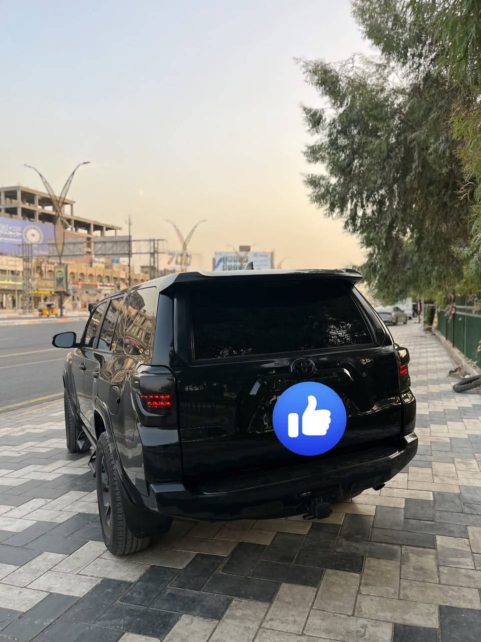 تحية طيبة 

فور رنر 2020 بدون ارباك 
ماشيه 40 الف 
كير مكينه برغي ممفتوح بيهه 
السيارة جديده بمعنى الكلمه 
4 راكب مواصفات RS5 

السعر. 25$ بيهه مجال 

مكانهه بغداد زيونه

***********
