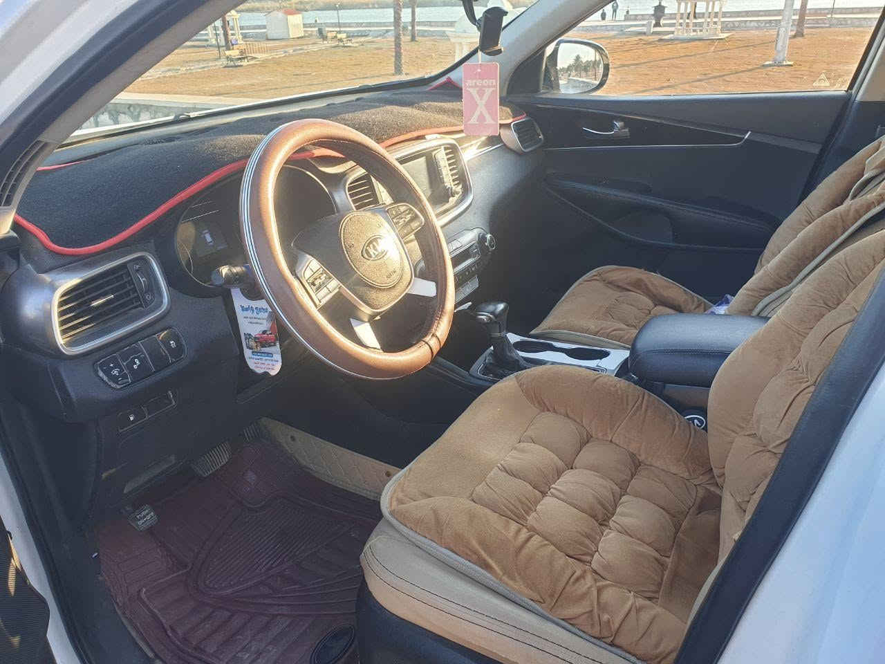 السلام عليكم ...للبيع مستعجل بسعر مناسب جدا

كيا سورنتو وراد أمريكي  2019  شكل 2020 . رقم واسط بسمي رقم وسنوية جديد حادث ضربة جانبية كما موضح في السونار.   سيارة جديدة وجاهزة من كل شي محرك كير صدر تبريد وما تصرف عليها دينار  ...مكان السيارة واسط الكوت                             

  ماشيه 60 الف 7 راكب  4 سلندر  GDI

رقم الشاصي 5XYPG4A39KG526070

موصفاتها                                                                                   

*شاشه كبيرة

*كاميرا  دوارة

*نظام ايكو

*مثبت سرعه

*تحكمات ستيرن

*اشاير بالمري  

*رادرات جانبية 

* دوشمة جلد اصلي 

 

للاستفسار الاتصال       ***********
