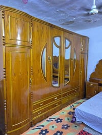 غرفه اأخشاب مستعمله للبيع نضيفه صاج داخل وخارج 6ابواب ملحق موديل نفخ م...