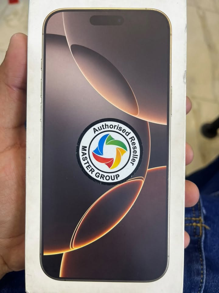 للبيع ١٦ برو ماكس وتر بروف مكفول  بطارية٩١ ب٢٦٥
اخون السعر ١٢٢٥ قفل من لخير متسعجل علية 
شوي بل شاصي  كم شخط لو شخط لو شخطين فقطط 
عنوني بغدا.د اعضمية 
***********

