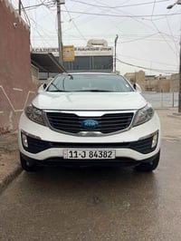 سبورتج • موديل ٢٠١٣ • ماشي ١٠٠ الف