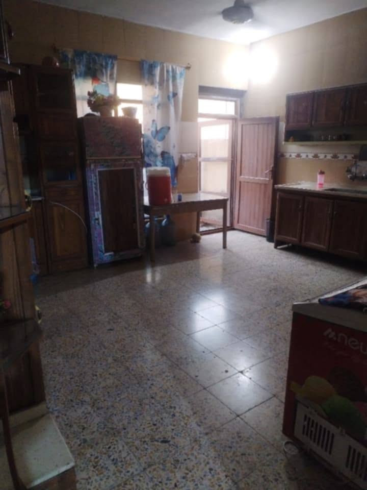 بيت للبيع تكريت حولي الزهور
مساحه 173 متر واجهه 9ونص ونزال 18 طابقين استقبال ومطبخ وصاله و5 غرف نوم ومخزن ومجموعات صحيه عدد اثنين الاتصال *********** أو مراجعة مكتب السعد للعقار
