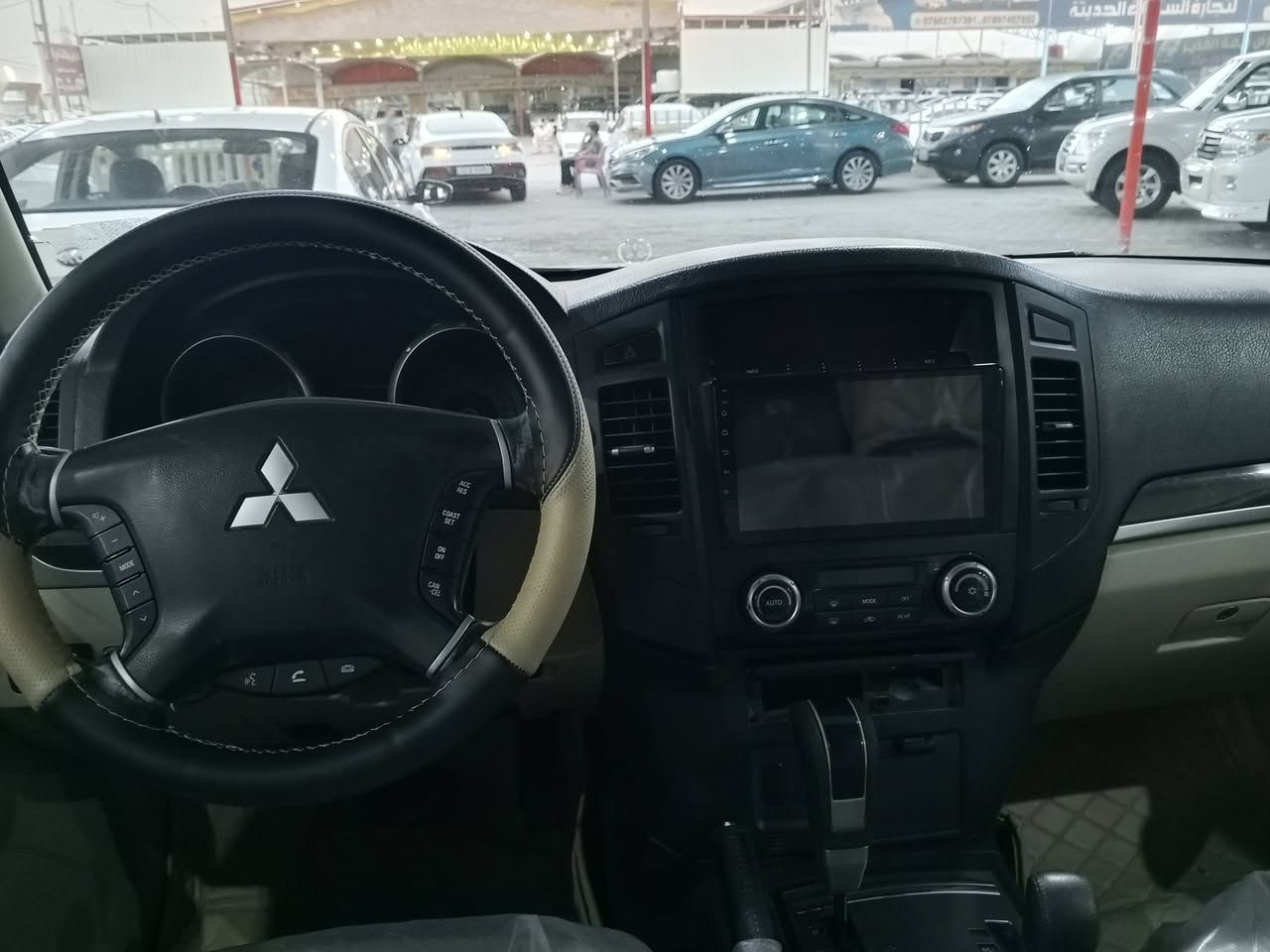 باجيرو 2014
السلام عليكم     باجيرو 2014 
كفالة عامة.    فول مواصفات حبتور.  دمام خلفي 
ماشية 180 KM   محرك 3.6   جاهزة عل اخر 
العنوان النجف الاشرف 
للاتصال/***********
