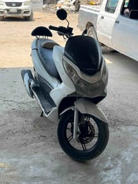 PCX • ١٥٠ • جيل اول