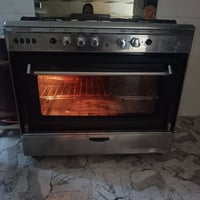 طباخ مصري • نضيف • باب فرن مكسور