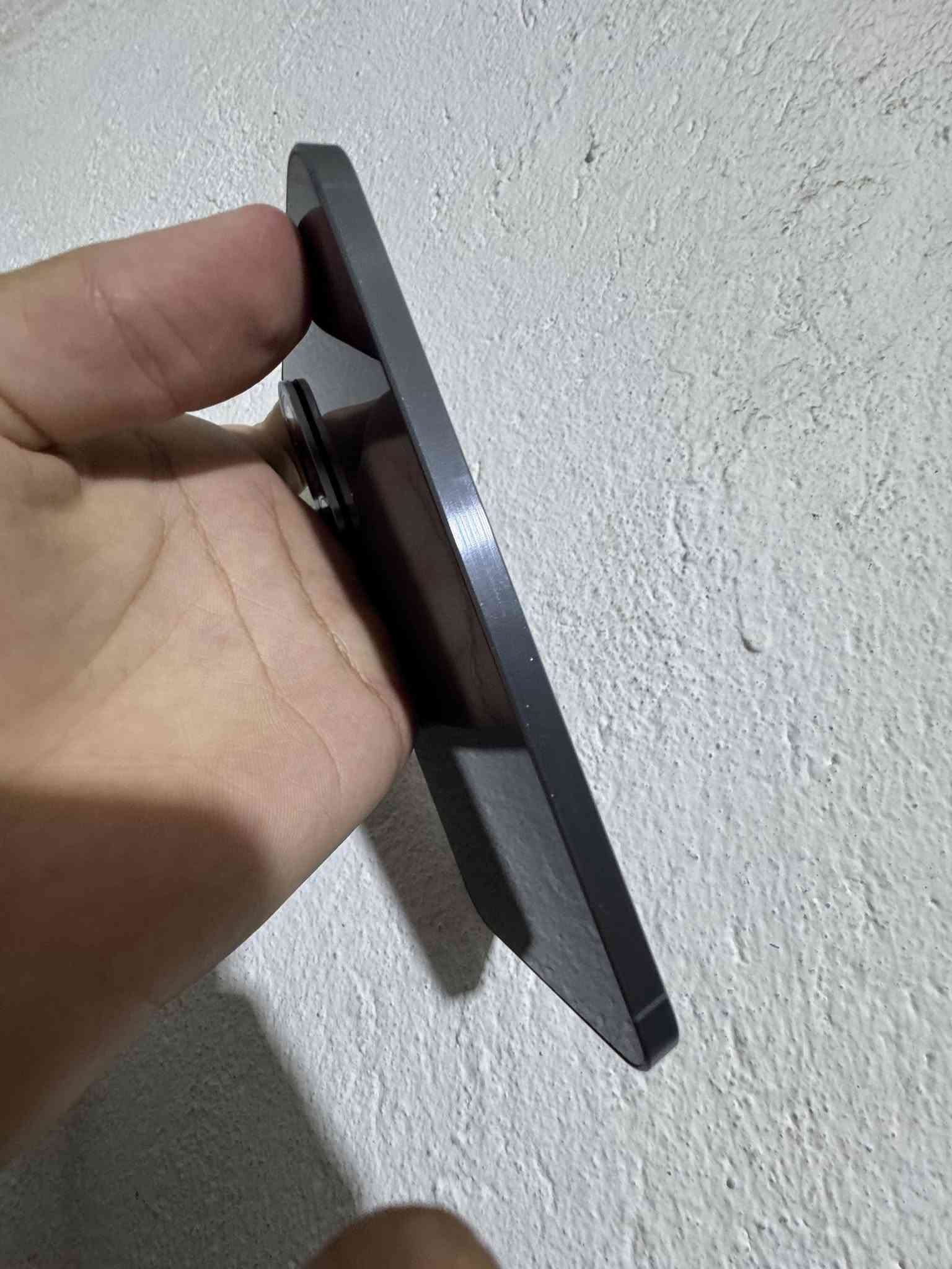 سامسونج A56 5G نسخة الشرق الأوسط، دبل سيم، 256GB رام 12GB. جهاز نظيف واستخدام طبيعي، بس بيه كسر بسيط بزاوية الشاشة وما يأثر على الاستخدام. بدون كرتونة وملحقات، جهاز فقط. بغداد – البياع. أراوس 13، 14، 15، 16 وأقبل تبديل بشاشة أو جهاز مناسب.

نص مكتوب في الصور:
- العناية بالجهاز جيد قم بالتحسين الآن لتحرير مساحة إضافية في الذاكرة. تحسين الآن البطارية ٤٣% بقي ١ من الأيام ١٩ من الساعات مكان التخزين ١٢% مستخدم ٢٠,٩ جيجابايت | ٢٥٦ جيجابايت الذاكرة ٤٨% مستخدم ٥,٧ جيجابايت | ١٢ جيجابايت حماية التطبيق غير مفعل الأداء
- حول الهاتف Galaxy A56 5G إعادة تسمية اسم المنتج Galaxy A56 5G اسم الطراز SM-A566B/DS الرقم التسلسli R5CY72668NE SIM 1 رقم الهاتف 22222 الشبكة zain IQ IMEI 1 356749201256676 SIM المتاحة IMEI 2 356836791256677 معلومات الحالة معلومات قانونية