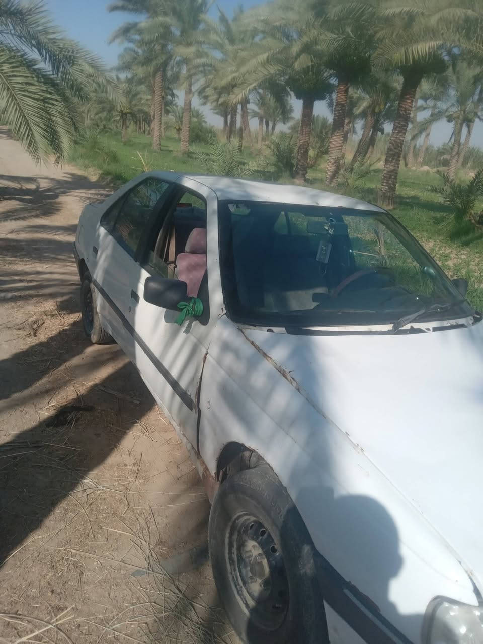 السلام عليكم بيجو روى مكينة  او كير او تبريد كفاله والباقي شوف العين موديل ١٠مكان السياره الديوانية الحمزه السعر ١٣ او بيه مجال***********
