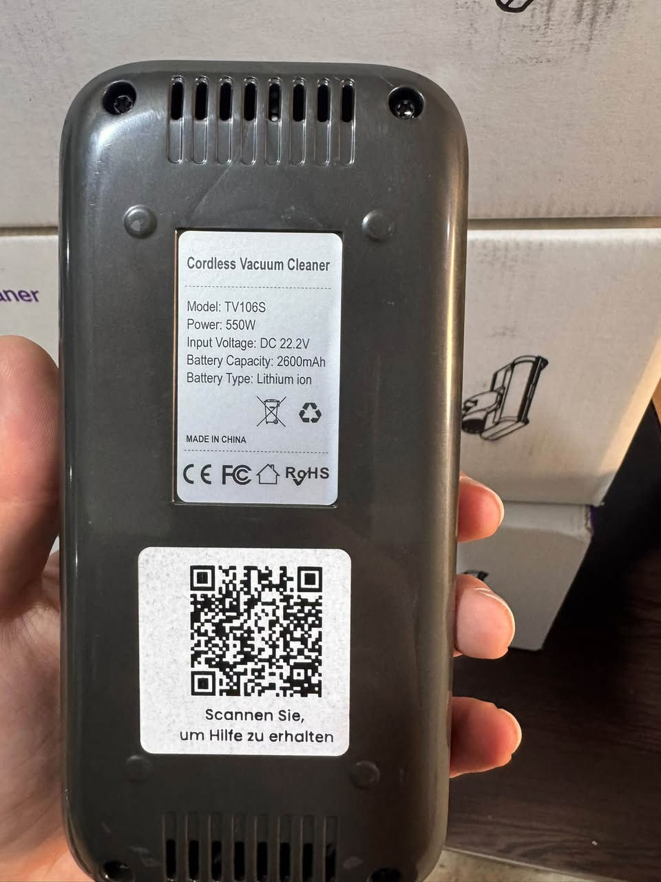 كميه موجوده جمله مفرد واساب ***********
نوع الجهاز: مكنسة كهربائية لاسلكية (Cordless Vacuum Cleaner).
 العلامة التجارية: Suafsu.
 رقم الموديل: TV106S.
 القوة الكهربائية (القدرة): 550 واط (550W).
 نوع البطارية: ليثيوم أيون (Lithium ion).
 سعة البطارية: 2600 مللي أمبير في الساعة (2600mAh).
 جهد الإدخال (الأنبوت): 22.2 فولت (DC 22.2V).
كرتون 4 قطعة جديد
