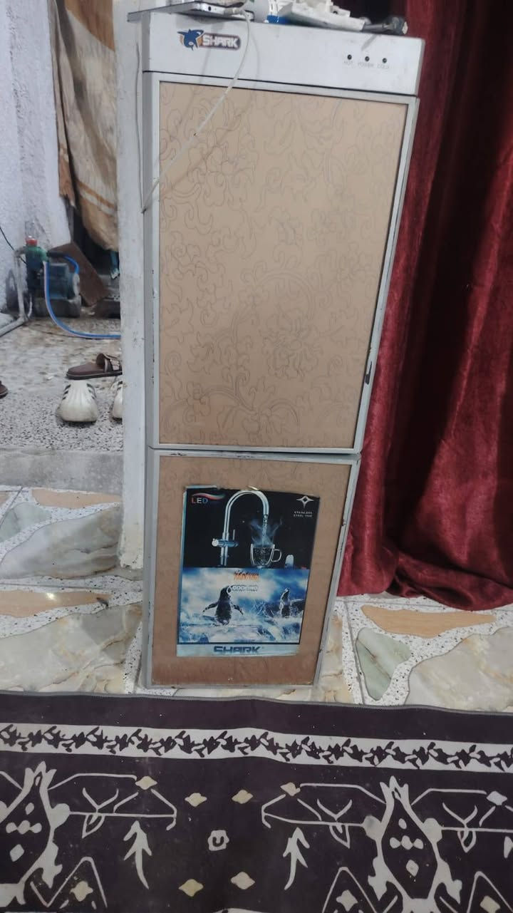 سلام عليكم بيع غراض شلع مكاني بغداد الحريه تواصل واتساب ***********

