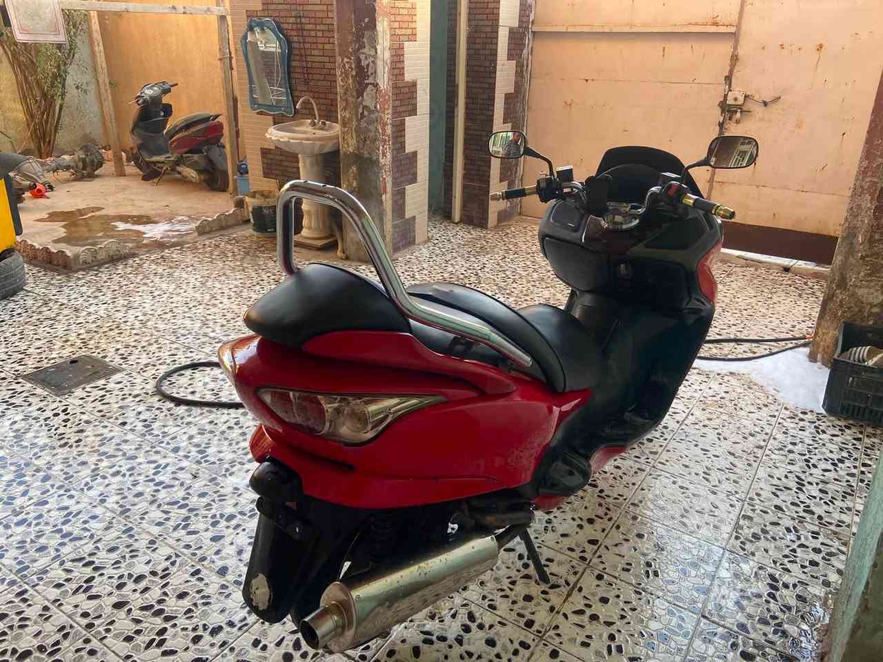 فورزا 09 مكفوله برغي مابيها نقص كير ملغي
لاتنقيص ولاتبخير رون واحد ونص مكينه ناعمه تايرات جدد كهربائيات شغاله العسر 900وبيها مجال مكانها كوت حي الحكيم ***********
