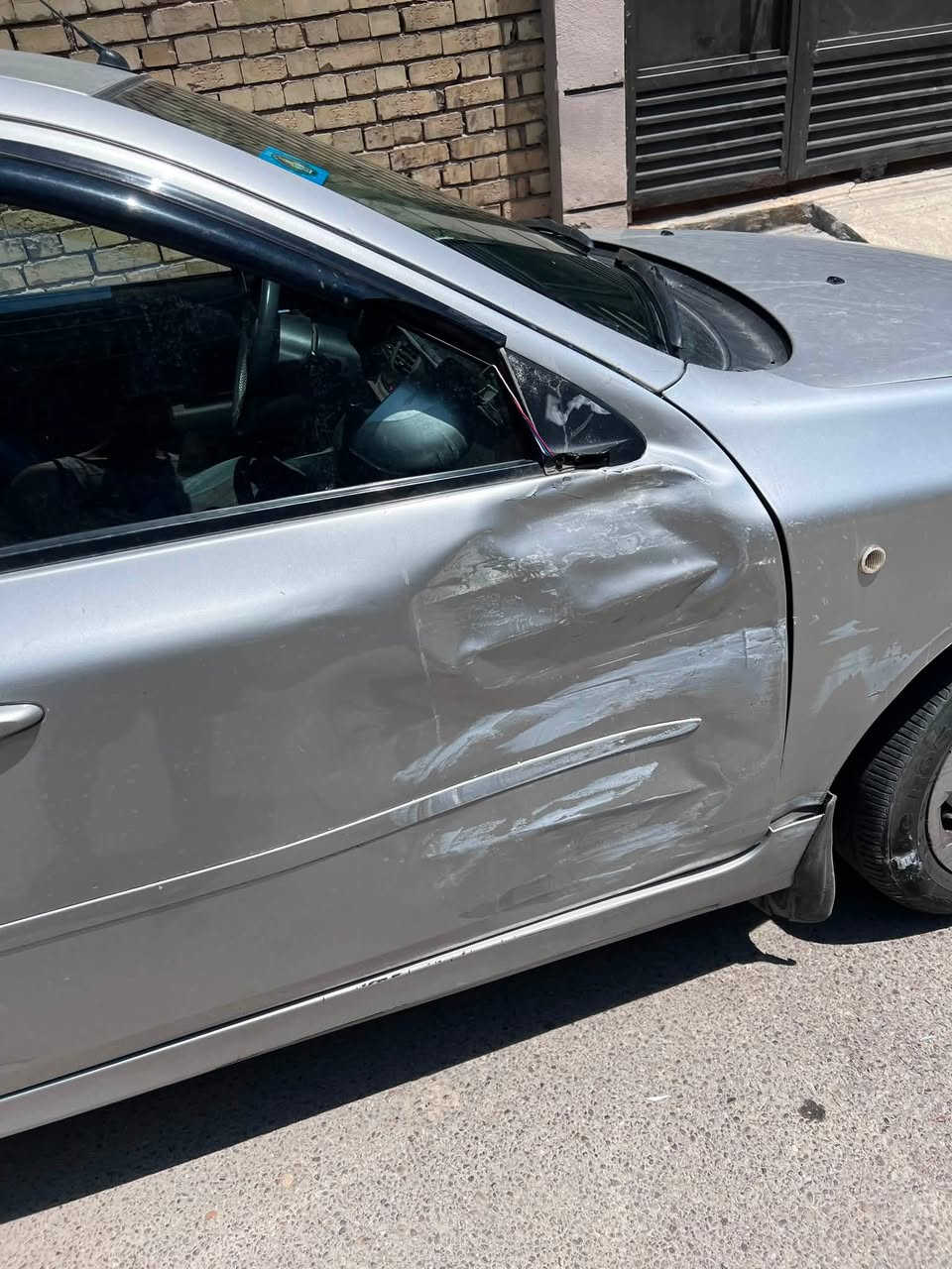 بروتون جين 2 موديل 16 شاشه كاميرا خلفية حساسات
تحكم ستيرن تبريد ثلج 

‏ممشى 112 فقط استخدام شخصي ااسعر 11مليون وبيه مجال للطيبين 
 للاستفسار ***********
