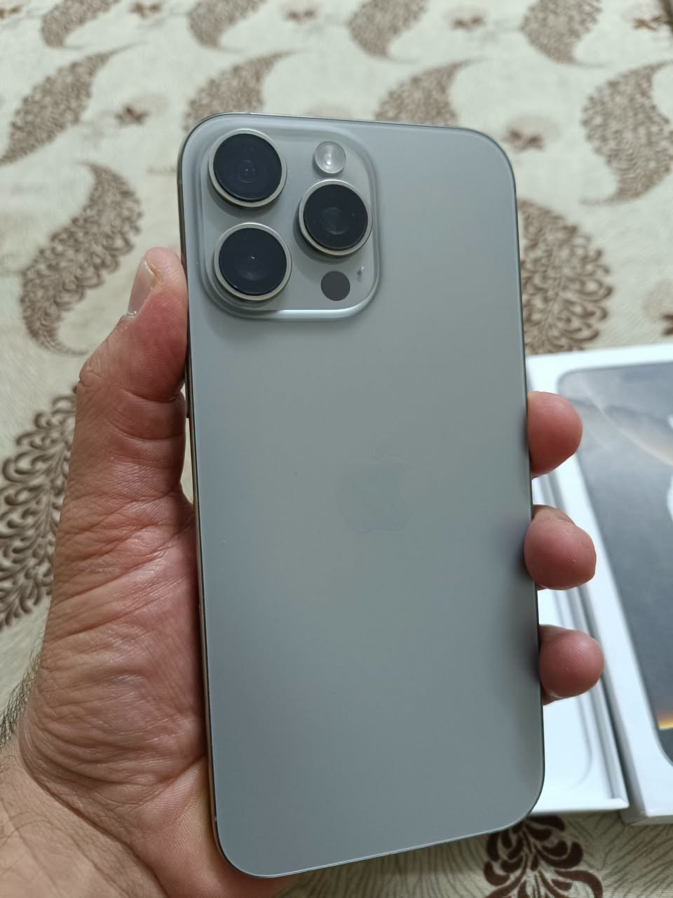 IPHONE 16 PROMAX  

 نرخى مليون و 250  هه زار 
زاكيره 256  باترى 99 خاوينى 99% 
بى ئه شيا بي عه يب  و نه كراوه به زه مان 2رؤژ  گه ياندن هه يه 
***********
***********
------------------------------------------------------------------------------------
IPHONE 16 PROMAX 
سعره مليون و 250 الف
ذاكره 256  بطارية🔋 90  نظافه 99%   
  بدون غراض مابيه عيب   و مامفتوح  بضمان يومين الفحص
متوفر توصيل
***********
***********
