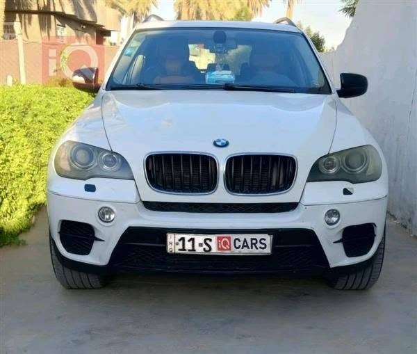 BMW.X5.  2011. فول مواصفات.                        مكان السيارة.بابل.الحله
رقم بغداد بأسمي تحويل مباشر سنويه رقم جديد
السيارة تبديل قطعه واحده مع الدعاميه الاماميه
وارد امريكي تكدر تشوف الحادث حسب رقم الشاصي.  للتواصل اما الباقي الكل مكفول
*********** واتس اب
الاتصال ***********

