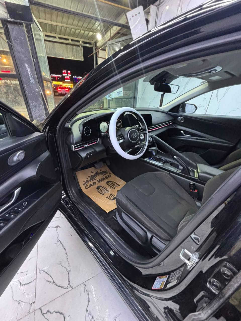 هيونداي النترا 2024 (أمريكي - نص فول) 🚗
​الحالة: بحالة الزيرو (ماشية 22 ألف) - افحص وين ما يعجبك.
​المحرك: 2000cc
​المواصفات: بصمة | رادار | حساسات | شاشة متصلة.
​الأوراق: رقم بغداد باسمي - تحويل مباشر.
​السعر: 143 ورقة (وبيها مجال).
​الموقع: بغداد - المدائن (سلمان باك) - مقابل محطة الوقود.
​للتواصل: ***********
