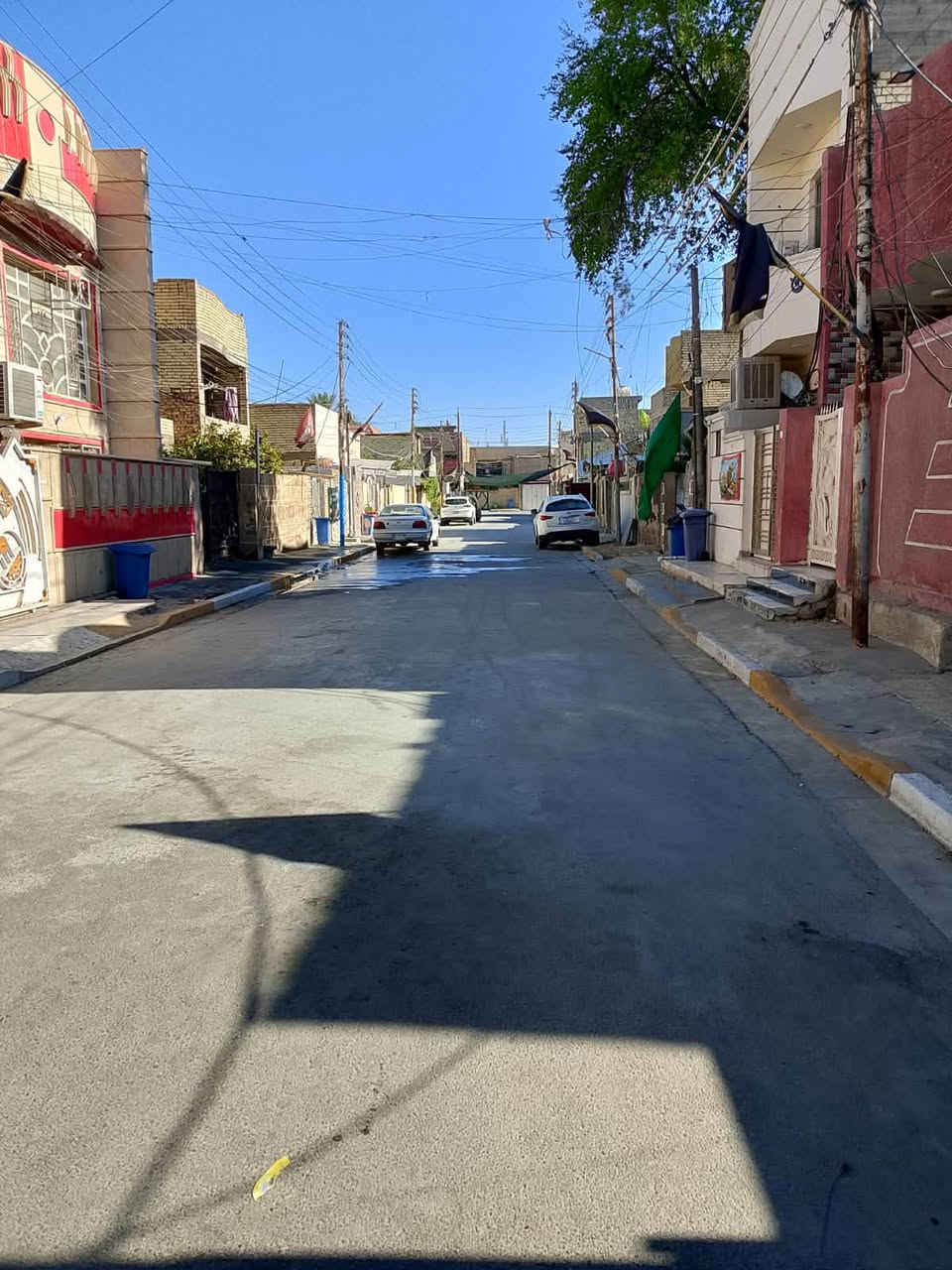 يباع كامل او ٨٠ م منه 
بيت في الغزاليه شارع الضغط 
شارع المستوصف 
***********
