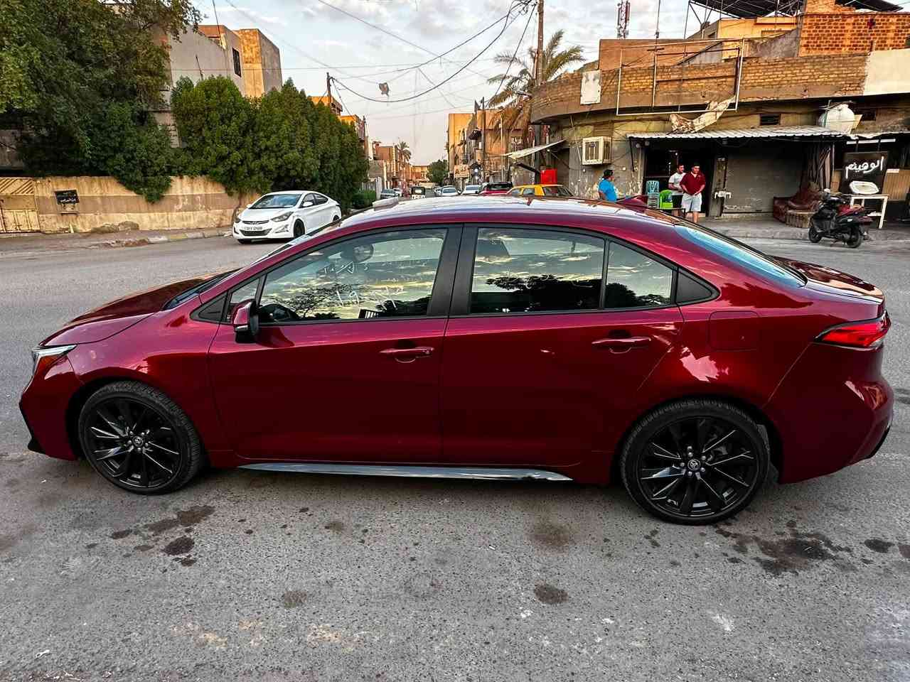 السلام عليكم
كورلا هايبرد امريكي 2024 SE
تو ويل دخول جديد باسمي 
صبغ صندوك ودعاميه بدون حوض وايرباك 
ماشيه 16 الف 
المواصفات 
بصمه 
مودات قياده 
تحكمات ستيرن 
رادار امامي 
رادار جانبي 
كامره خلفيه 
تشغيل عن بعد 
تو ويل 
لاستفسار المراسله عل الفيس او واتساب او الاتصال عل 
***********
