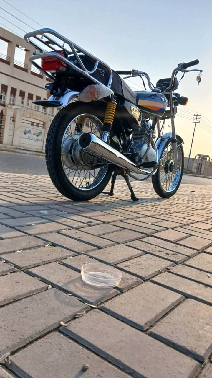 سلام عليكم نامه تعمير كله بلاد شلامجه الدراجه جاهزه عليه مكينه الله مصلي كامله الدراجه ماناقصه شي يجي وياه خرج ثنين الدراجه كله نامه شلامجه ماعده الشاصي ارشه كلك كلك كلك نامه تعميره كله٢٠٢٦السعر ٧٥٠وبيه مجال للشراي***********واتساب ترهم مراوس بماكس بس كون نضيفه
