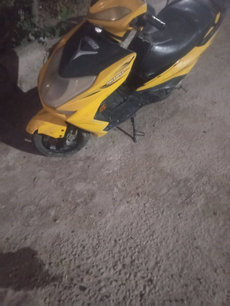 دراجه سكنس لبيع محرك ماكس بلادي دراجه بيها نواقص قليله دراجه خيرمن الله سعر ٢٧٥ وبيها مجال 
تصال / ***********
