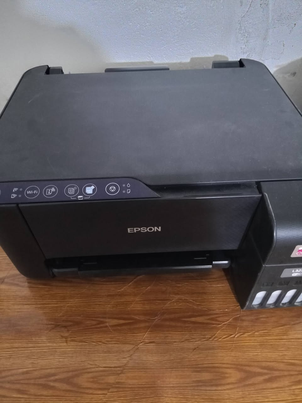 للبيع طابعة ابسون L3251
طباعة الصور بدقه عاليه 
شغاله وعلى الفحص 
نظيفة 
سعر 130الف 
معه التوصيل 
للتواصل ***********
