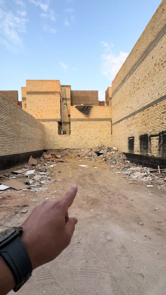 حي العباس • ١٠٠م • واجهة ٨م