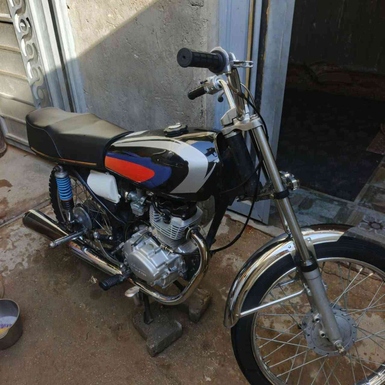 كلك للبيع مكينه سيجي مفتوحه ولفات بس مكان كوفه شاره المعمل سعر 450مجال قليل***********
