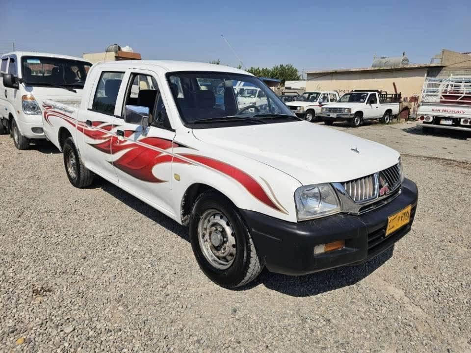 مستەر بۆشی 2005 مزایدە کەرکووک سەیارەکی تابڵێی پاک جوانە بێ دەعمو لێدراویە لەسەر ساخی بۆیاخ کراوە هی پەم سەیارەکە ماڵی دۆستە مەکینەی بەتەی لەسەر گێڕ ئۆتۆماتیک بەشەرتی هەزار فیتەر سەیارەکە تابڵێی پاکە و تایە کانی تازەیە و تەبرید سارد و گەرم بەس غازی نەقسە بۆ زانیاری زیاتر پەیوەندی بکە بەم ژمارەیەوە*********** سەیارەکە بەشەرتی ماڵی مەدەنی بێت السليمانية, العراق
