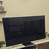 شاشة نوع TCL حجم 65 فئة C855 مني ليد استعمال قليل سعرها 1.300 عنوان بغ...