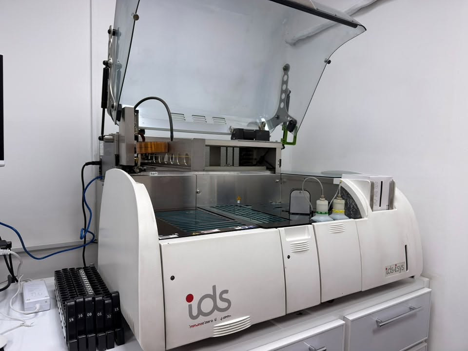عملاق الفحوصات المناعية جهاز ال IDS انگليزي المنشأ للبيع الجهاز بحالة ممتازة جداً واستخدام قليل 

مكانه في محافظة النجف 

للتواصل والاستفسار 
***********
