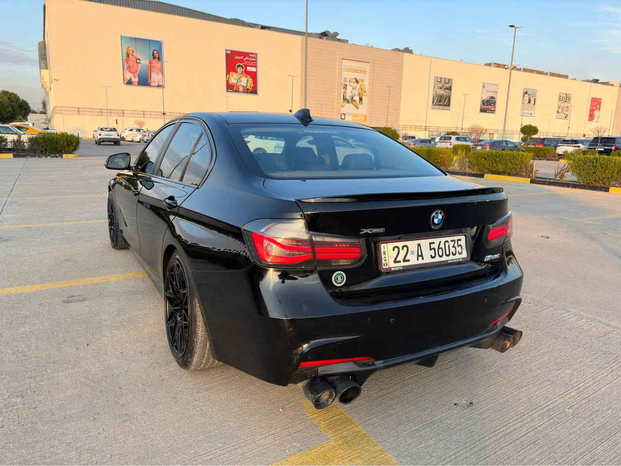 ‎سيارة BMW حجم F30 320 موديل 2016 حجم المحرك 2000 توين بور تيربو 4 سلندر 
‎مسويلها ادامه كامله 
‎رياضي رقم اربيل جديد السيارة جاهزة مال جناي وبلادية مواصفاتها
‎1_شاشة اعطال وعرض
‎2_بصمة تشغيل 
‎3_گير 8 نمر
‎4_ محرك 4 سلندر توين بور تيربو
Twin power turboكشنات جلد+خزن 3 وضعيات 
‎6_ تحكم ستيرن
‎7_ نظام اقتصادي _رياضي_ اعتيادي ويل ام اصلي سعره 600$  مع تخم تاير جديد 200@
‎يعني 3 وضعيات قيادة
8_ Auto stop/start
9_DTC+DST+ABC
‎10_ تبريد قطعتين 
‎11_ تحكم ستيرن جهتين 
‎12_ لايت زنون اصلي عالي ناصي
‎ا هزه سنويه جديد
***********
‎مكان سیارە سلیمانیە و سنویە بسمی -فقد لبيع السليمانية, العراق

نص مكتوب في الصور:
- 21:13 LTE 70 Back to top | Lot details Back to top | Lot details Back to top | Lot details poctra.com