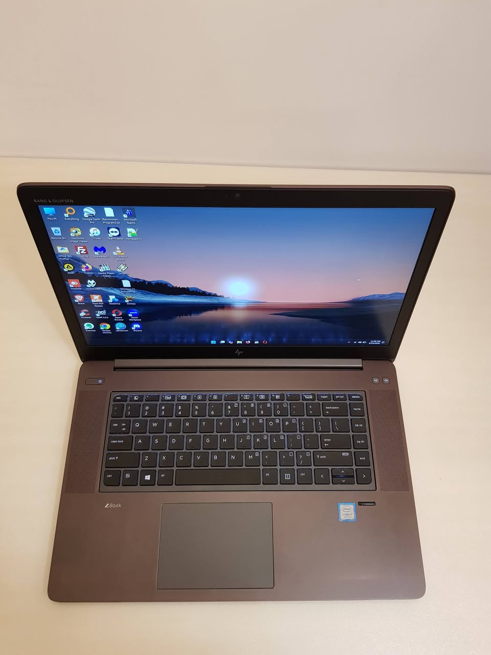 السلام عليكم 
متوفر لابتوب Hp ZBook مستخدم 
المواصفات 👇
Cpu: Core i7-7700HQ 
Ram: 32GB 
Hard: SSD 256GB 
Gpu: NVIDIA Quadro M1200 4GB 
16GB shared 
Screen: 15.6" 
Windows 11 Activated 
النظافة %95 
السعر 350 الف 
اي استفسار واتساب : ***********

نص مكتوب في الصور:
- Task Manager
- Processes
- Performance
- App history
- Startup apps
- Users
- Details
- Services
- Settings
- Run new task
- CPU
- 1%, 1.35 GHz
- Memory
- 3.9/31.9 GB (12%)
- In use
- Disk 0 (C:)
- SSD
- 0%
- Wi-Fi
- S: 0 R: 0 Kbps
- GPU 0
- Intel(R) HD Graphics...
- GPU 1
- NVIDIA Quadro M12...
- CPU Intel(R) Core(TM) i7-7700HQ CPU @ 2.80GHz
- % Utilization
- 100%
- 60 seconds
- Utilization
- 1%
- Speed
- 1.35 GHz
- Base speed:
- Sockets:
- Cores:
- 2.81 GHz
- 1
- 4
- 168
- Threads
- 1912
- Handles
- 68188
- Logical processors: 8
- Virtualization:
- Hyper-V support:
- Disabled
- Yes
- Up time
- 11:01:01:33
- L1 cache:
- L2 cache:
- L3 cache:
- 256 KB
- 1.0 MB
- 6.0 MB
- CCleaner
- GIMP 3.2.4
- Opera
- Browser
- Zoom
- Workplace
- Evernote
- Google
- Chrome
- qBitTorrent
- Discord
- 1% 1.35 GHz
- Intel(R) HD Graphics ...
- Memory usage
- 32.0 GB
- 31.9 GB
- 0
- Memory composition
- In use (Compressed)
- 3.6 GB (38.9 MB)
- Available
- 28.0 GB
- Speed:
- 2400 ...
- Slots used:
- 2 of 2
- Form factor:
- SODI...
- Committed
- 4.0/36.9 GB
- Cached
- 2.3 GB
- Hardware reserved:
- 125 ...
- Paged pool
- 221 MB
- Non-paged pool
- 222 MB
- 1% 1.39 GHz
- KBG50ZNV256G KIOXIA
- Disk transfer rate
- 0 MB/s
- 7 MB/s
- Active time
- Average response time
- 0 ms
- Capacity:
- Formatted:
- System disk:
- Page file:
- Type:
- 239 GB
- Read speed
- 0 KB/s
- Write speed
- Cleaner
- Task Manager Processes Performance App history Startup apps Users Details Services Settings Performance Run new task CPU 1% 1.47 GHz Memory 3.9/31.9 GB (12%) Disk 0 (C:) SSD 0% Wi-Fi Wi-Fi S: 0 R: 0 Kbps GPU 0 Intel(R) HD Graphics ... 0% GPU 1 NVIDIA Quadro M12... 0% GPU 3D 0% Copy 0% Video Decode 0% Video Processing 0% GPU Intel(R) HD Graphics 630 Shared GPU memory usage 15.9 GB Utilization 0% GPU Memory 0.2/15.9 GB Shared GPU memory 0.2/15.9 GB Driver version: 31.0.10... Driver date: 11/5/20... DirectX version: 12 (FL 1... Physical location: PCI bus ... GIMP 3.2.4 Opera Browser Zoom Workplace Google Chrome qBittorrent Discord