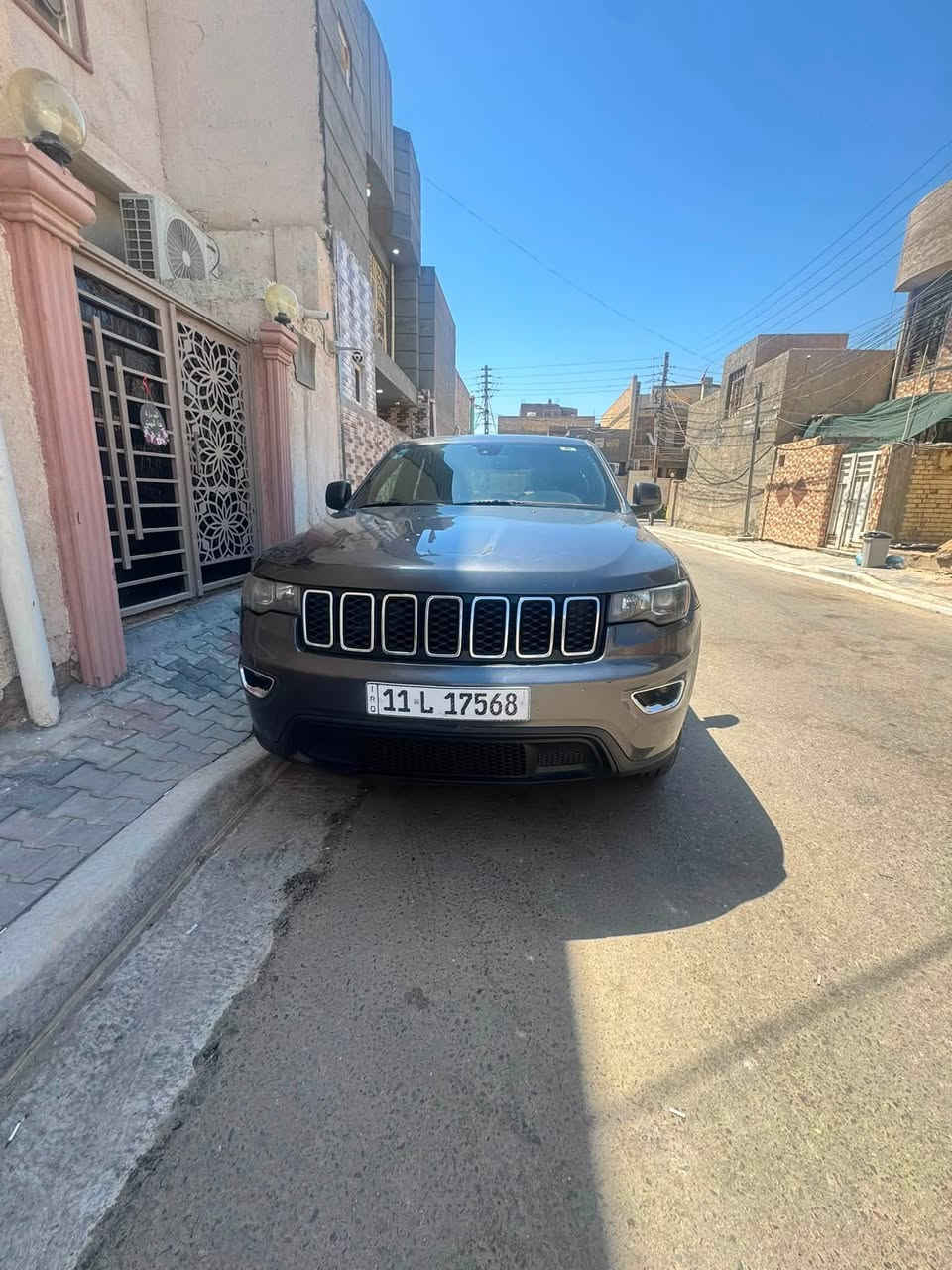 سلام عليكم جيب لاريد٢١ ماشيه ٦٧ بيهه ٤ قطع سياره ما عايزه شي نضيفه سعرهه ١٨٠ مكانهه كربلاء السياره بسمي *********** وتساب فقط
