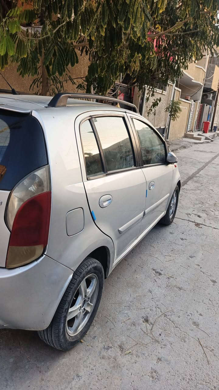 سلام عليكم
للبيع شيري  A1 موديل ١٣ كير اوتو 
مكينه جديده شاديهه  ضرر مبدل بنيد وبدنه تخم تاير  تبريدهه جان شغال ثلج. بس صار بي ليك وطار الغاز  
مكان السياره بغداد  السعر ٢٥ 
*********** واتساب
