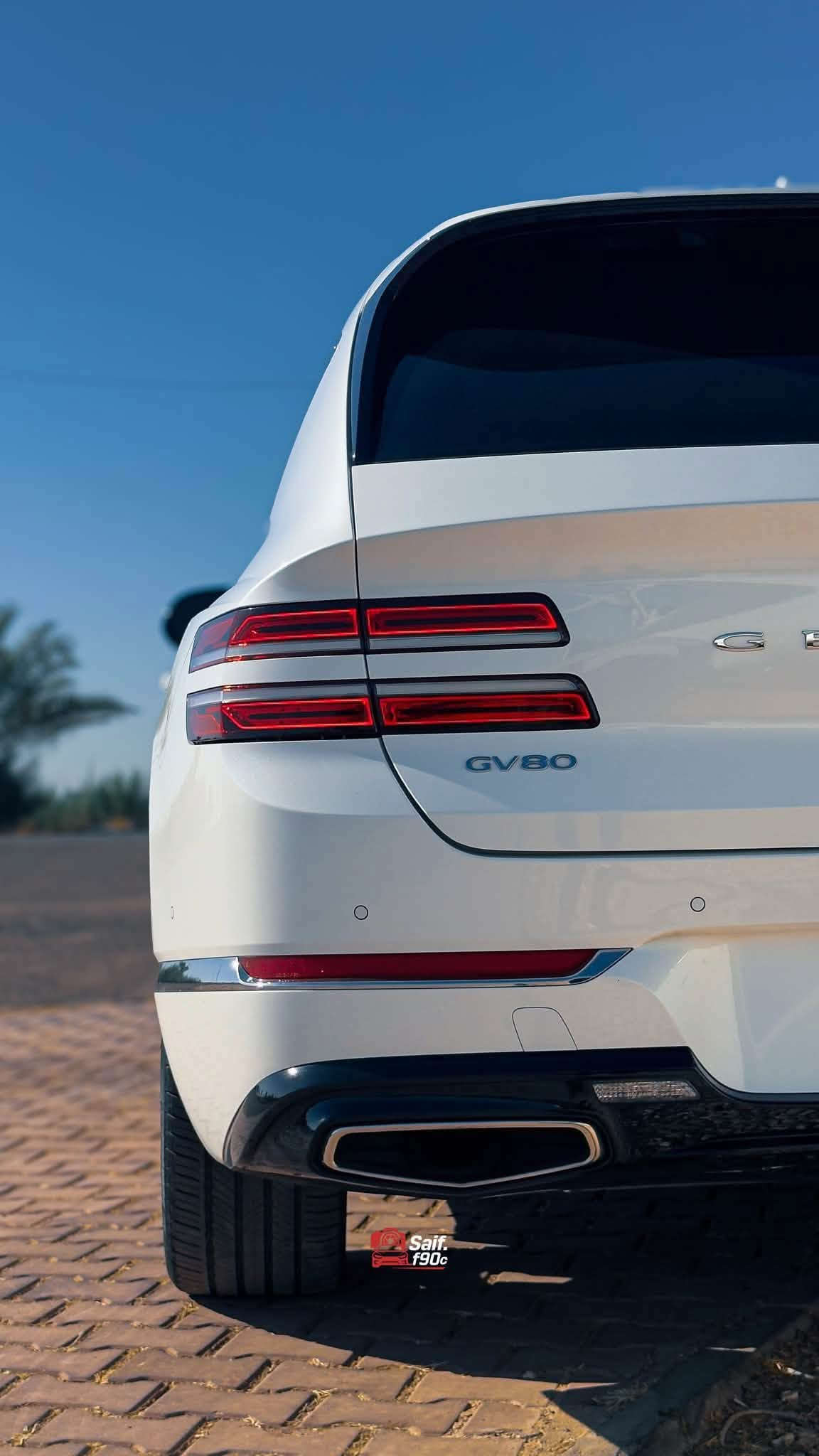 ‏GV80 2023 PRESTIGE V6
📌 محرك السيارة :  3500 TWIN TURBO V6 
📌كير السيارة ZF الماني ٨ سرعات

📌عداد السيارة: مستوردة بعداد ٢٣ الف ميل وحالياً 34 ونص قابل للزيادة يعني بلعراق فقط ماشيه 12 الف ميل.
📌ابرز المواصفات:
السيارة فول مواصفات سبورت برستيج،داخل جملي مميز،عداد 3D بلكامل جميع مقاعد السيارة كهرباء،المقاعد الأمامية تدفئة وتبريد وكهرباء مع خاصية المساج للسائق،سقف السيارة مصنوع من ال كنتارا،مقاعد السيارة من جلد النابا على شكل بقلاوة،جميع ابواب السيارة كهرباء(شفط)ويل بقياس ٢٢ انج مع تاير مشلن بلادي،بردات خلفية كهربائية،الجام مدبل،نظام صوتي من ١٧ سماعة،٦ حساسات اماميه،٦ حساسات خلفية،اوتو بارك،تقديم وترجيع السيارة عن طريق الريمونت،تشغيل عن بعد،فرملة طوارئ،وسياقة شبة ذاتية،تحذيرات جانبيه،خروج عن المسار،رادارات اماميه وجانبية وخلفية،المرآة الجانبية معتمة مع خاصية الطي وتحتوي على خاصية التسخين،المقود  كهرباء مع تدفئة  للمقود،شاشه وسطيه حجم ١٤.٥ انج ،خزن ميموري للسائق وباقي مواصفات السيارة ما تخلص 
📌تحتوي السيارة على مفتاح(بصمة) عدد 2 
📌حادث السيارة:جاملغ امامي ايمن  مبدل نفس اللون وحافة البنيد صبغ  شرط البنيد ما مفتوح
📌حالة السيارة: بوضع الوكالة السيارة عليها سيرفس كامل مكمل  ما تصرف عليها ربع دينار حتى زيت المكينة مبدل ادنول الماني وكذلك جميع فلات السيارة محرك وتبريد ودهن مبدلات السيارة على اخر حبة
📌ايرباك: ستيرن ورجل فقط علماً تم استبدال الأيرباك  بواحد ثاني اصلي وكالة راجعة سستم   كبسولة جديدة مو تلزيك 
📌الرقم: بغداد حرة مرقم كامل وبأسمي مع هزة جديدة تحويل ثاني يوم 
📌رقم الشاصي: KMUHCESC0PU124008

تفاصيل اكثر :*********** المحامي مصطفى الهاشمي

نص مكتوب في الصور:
- SPORT PRESTIGR
- Saif. f90c
- Saif.f90c
- 3.5T