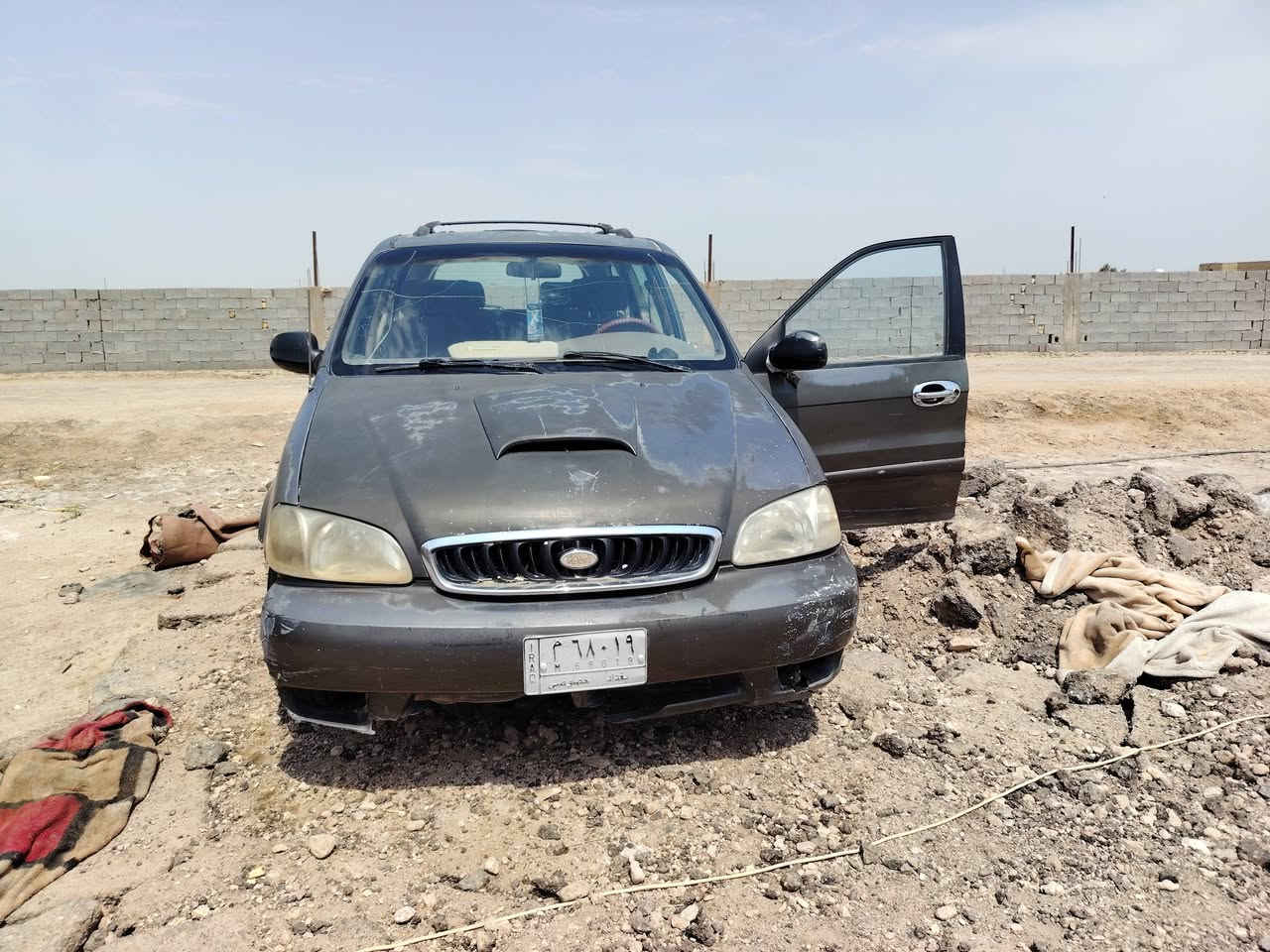 سلام عليكم كرنفال البيع موديل 2000 كيراوتماتيك محرك كاز تبريد شقل بس ضعيف صدر جديد تخم تاير هم جديد اربع بوب تقفل جارده سيارة وين ماتريد اكطع بيهاء عوزهاء ترتيبات سعر 40قفل رقم تلفون ***********
