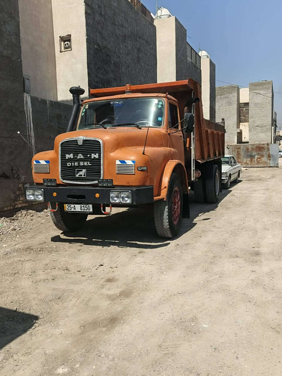 سلام عليكم مان البيع ٨٢
سيارة جاهزة الشغل ***********
