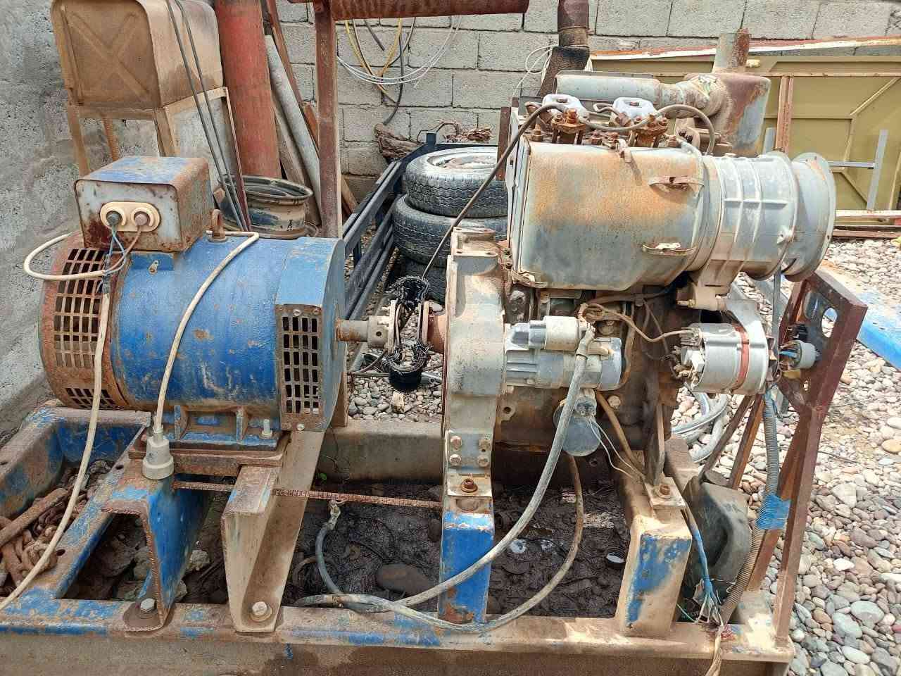 للبيع
دويز 910 عربي مع رأس توليد 10KV سنكل فيز 
اتصل
***********
