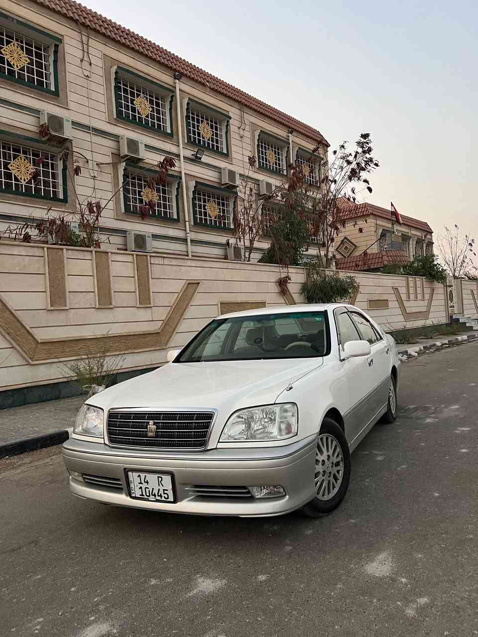 ملكه ٢٠٠١ فول موصفات عدا الفتحه ٤دكم جديد ومكفوله محرك ديفور ٣٠٠٠ قرار ١٠٢ ابسمي تحويل ثاني يوم السعر ١٦٠ وبيه مجال رقم بصره العنوان بصره قضاء المدينه قرب مستشفى المدينه العام للاستفسار الاتصال على الرقم ***********

