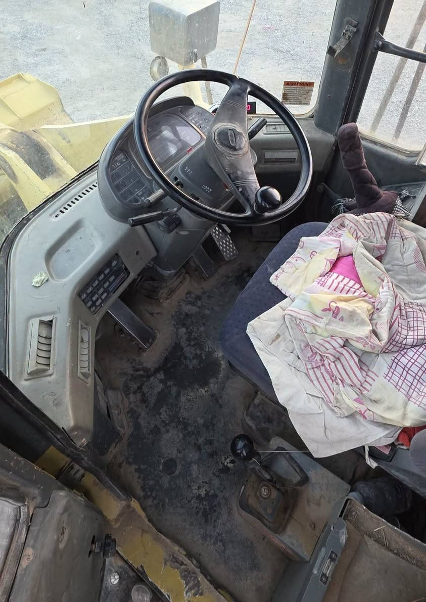 للبيع - بۆ فرۆشتن رەقم سلیمانی
———————
شوفل :  KOMATSU
حجم : WA320
مودیل : 1996
—————————
بۆ زانیاری زیاتر پەیوەندی بکەن بەم ژمارە تەلەفۆنە 

***********
***********
