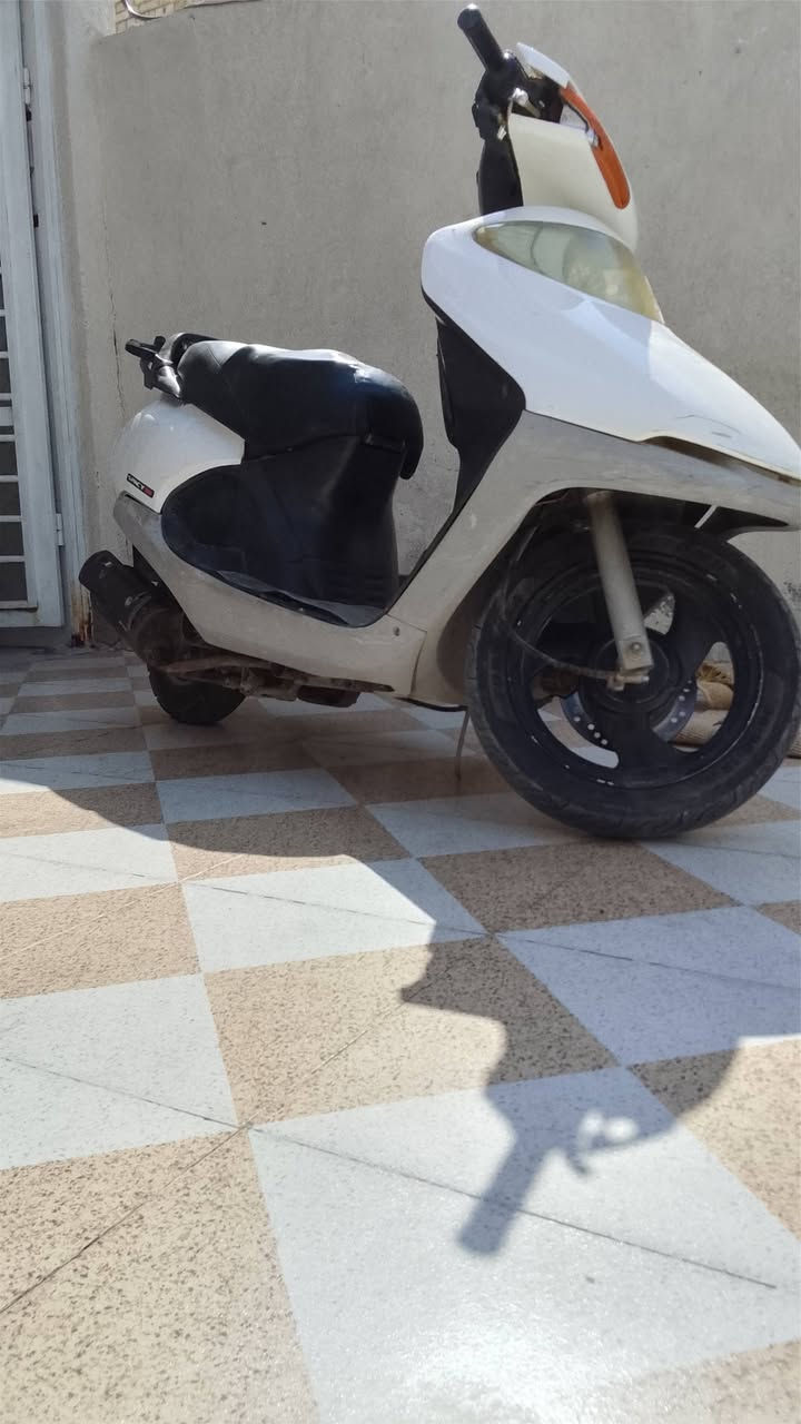 السلام عليكم سبيسي ماليزي شغاله نكره تشتغل سلف هندر مكينه نضيفه مكان كوت راسلني خاص او للتواصل / ***********
