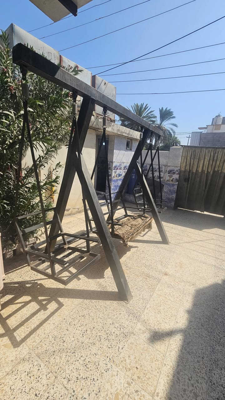مرجوحه تفصال للبيع السعر ٣٠٠ العنوان ديالى بعقوبه ***********
