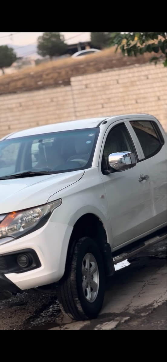 ل200 • بنزين • ١٥٢٠٠٠ كم